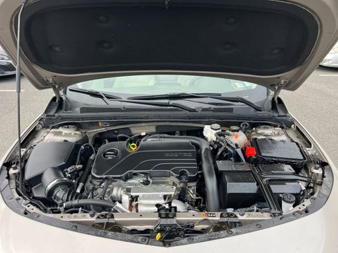 Used 2024 Chevrolet Malibu LT image 34