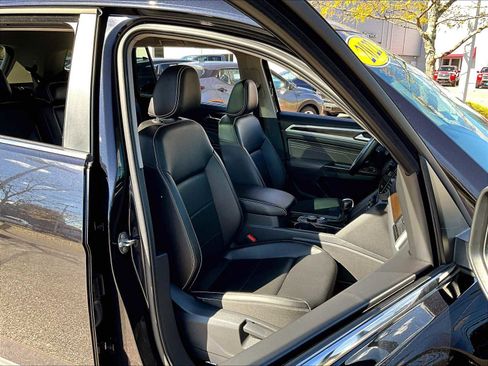 Used 2022 Volkswagen Atlas SE image 11