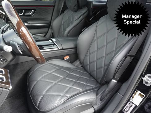 Used 2025 Mercedes-Benz Maybach S 680 4MATIC image 20
