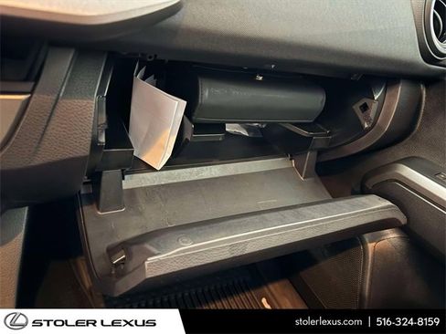 Used 2017 Toyota Tacoma SR5 image 41