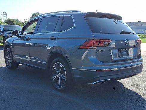 Used 2019 Volkswagen Tiguan SEL w/ 3rd Row Seat Package AWD/4WD image 7
