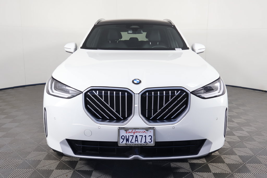 Used 2026 BMW X3 xDrive30i w/ Convenience Package AWD/4WD image 2