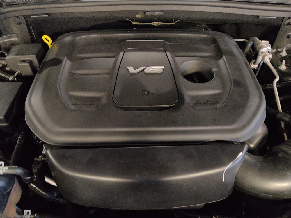 Used 2017 Jeep Grand Cherokee Laredo RWD image 30
