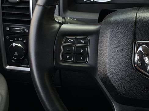 Used 2017 RAM 1500 Lone Star AWD/4WD image 16
