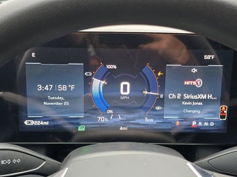 New 2026 Chevrolet Equinox EV LT image 14