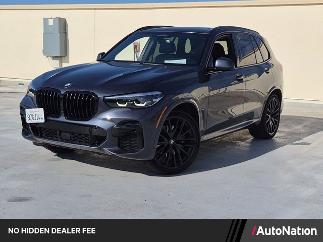 Used 2022 BMW X5 xDrive40i w/ M Sport Package AWD/4WD image 1