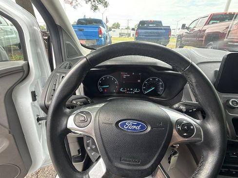 Used 2020 Ford Transit Connect XLT FWD image 15