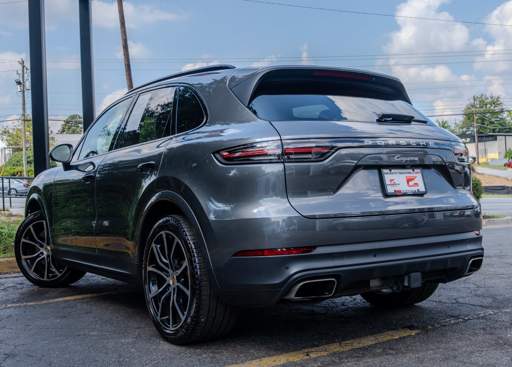 Used 2023 Porsche Cayenne AWD/4WD image 25