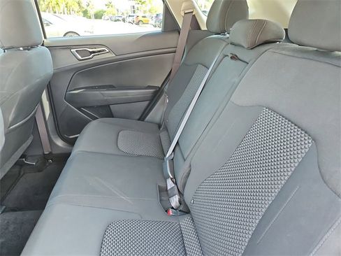 Certified 2023 Kia Sportage LX image 10
