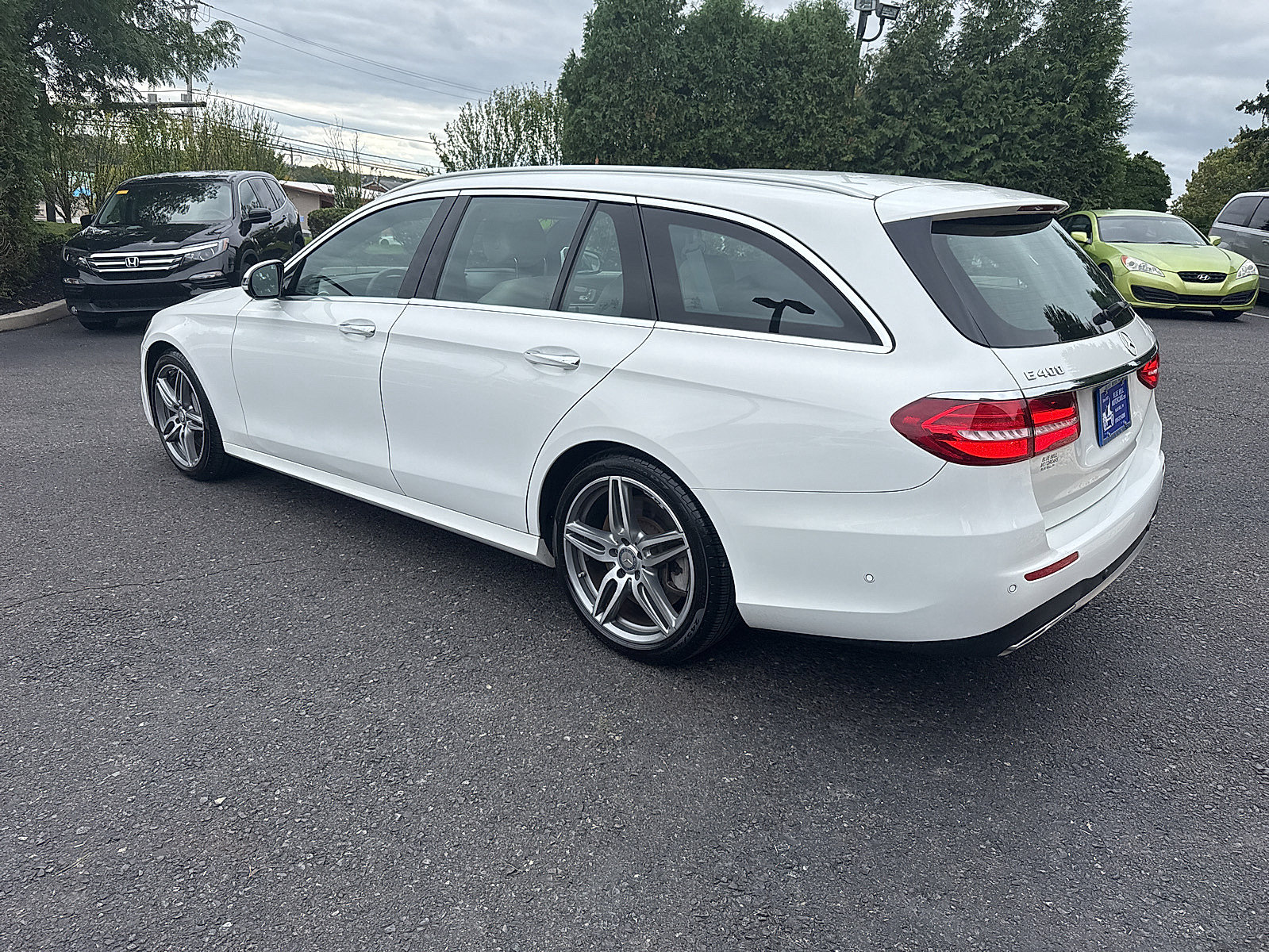 Used 2017 Mercedes-Benz E 400 4MATIC Wagon image 11