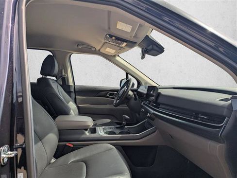 Used 2026 Kia Carnival FWD image 15