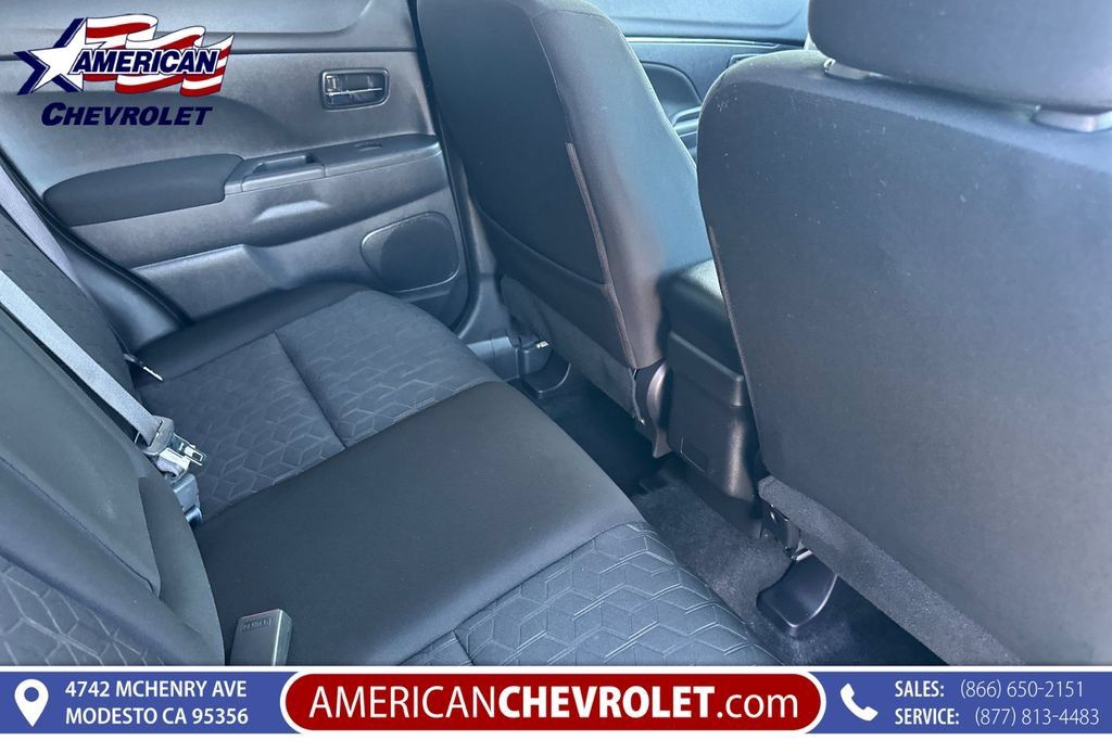 Used 2025 Mitsubishi Outlander Sport ES AWD/4WD image 19