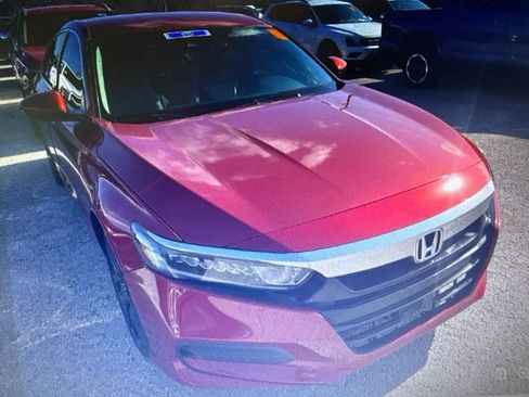 Used 2018 Honda Accord LX image 3