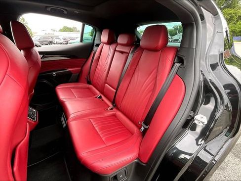 Used 2023 Maserati Grecale Modena AWD/4WD image 18