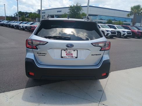 Certified 2023 Subaru Outback Onyx Edition AWD/4WD image 6