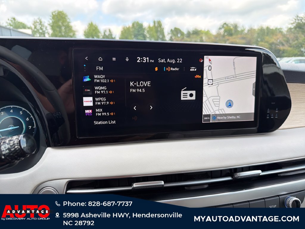 Used 2024 Hyundai Palisade Limited AWD/4WD image 16