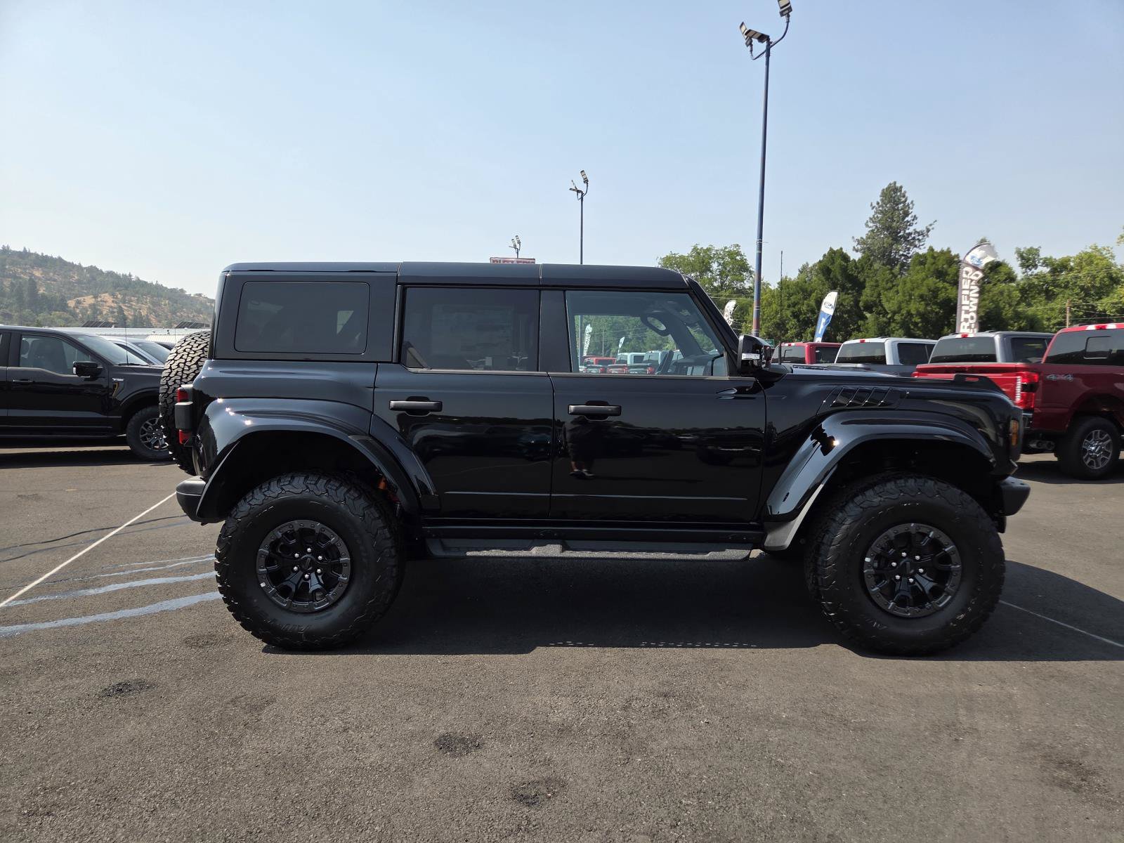New 2026 Ford Bronco Raptor AWD/4WD image 4
