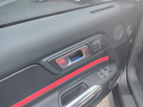 Used 2021 Ford Mustang GT Premium w/ Equipment Group 401A image 8