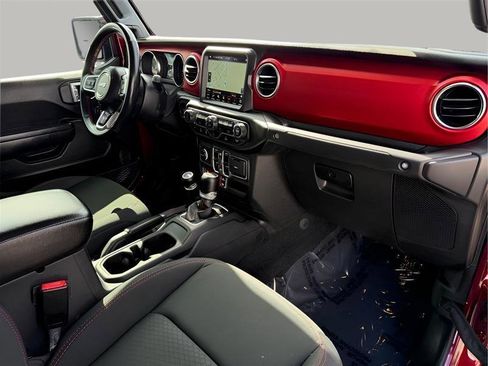 Used 2021 Jeep Gladiator Rubicon image 24