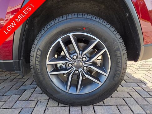 Used 2020 Jeep Grand Cherokee Limited RWD image 20