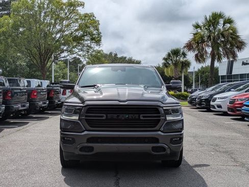 Used 2023 RAM 1500 Laramie AWD/4WD image 2