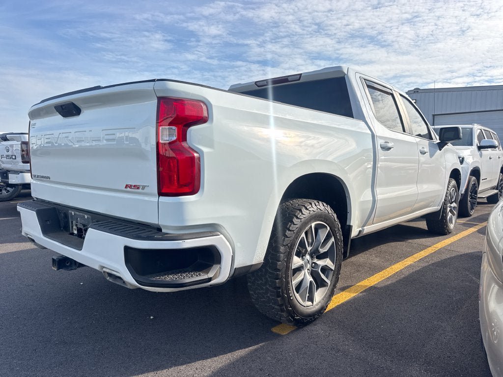 Used 2021 Chevrolet Silverado 1500 RST w/ Z71 Off-Road Package AWD/4WD image 4