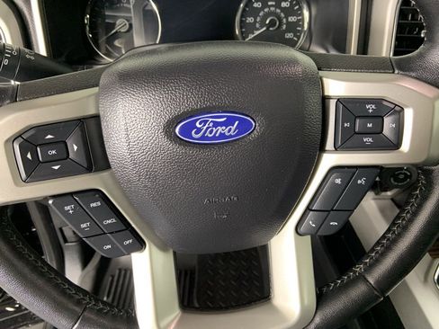 Used 2020 Ford F150 Lariat w/ Equipment Group 502A Luxury image 32
