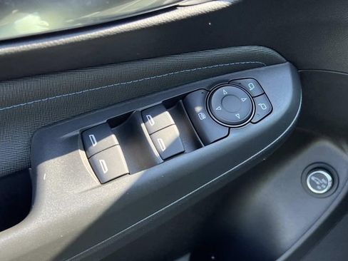 Used 2025 Buick Envista Sport Touring w/ Convenience I Package image 13