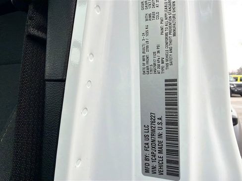 Used 2024 Jeep Wrangler Sport S image 43