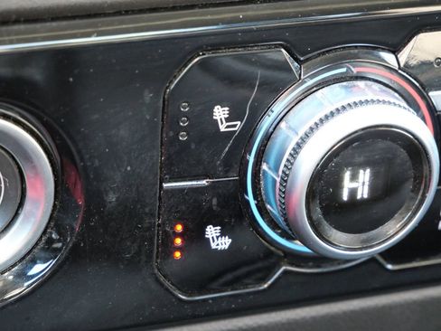 Used 2024 GMC Sierra 1500 Elevation image 27