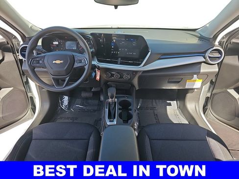 New 2026 Chevrolet Trax LS w/ Driver Confidence Package FWD image 9