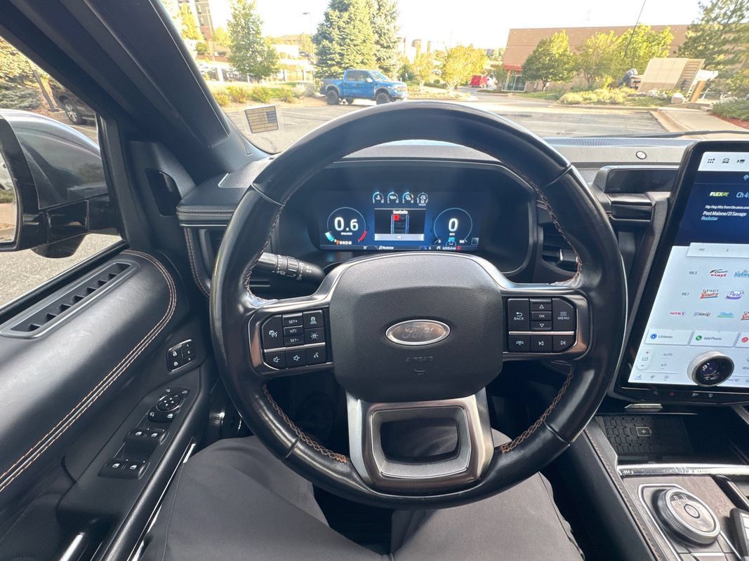 Used 2022 Ford Expedition Max Platinum AWD/4WD image 37
