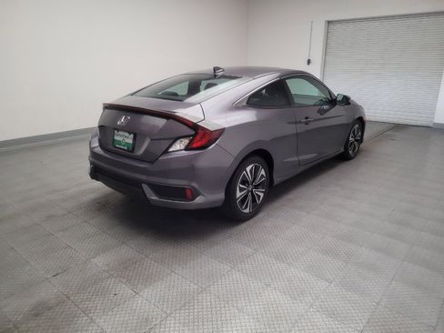 Used 2018 Honda Civic EX-T image 9