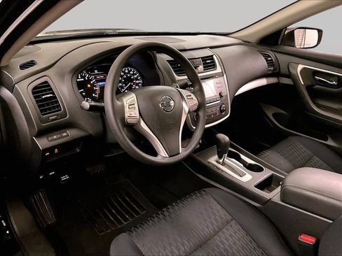 Used 2018 Nissan Altima 2.5 S w/ S Convenience Package FWD image 12