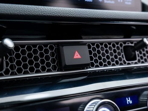 Certified 2022 Honda Civic Sport Touring image 28