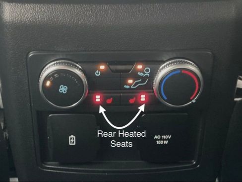 Used 2020 Ford Explorer Limited image 24