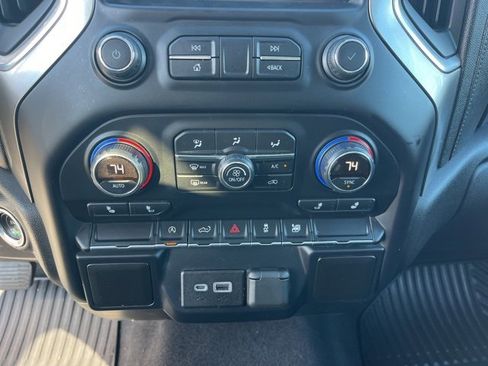 Used 2019 Chevrolet Silverado 1500 LT w/ Texas Edition image 25