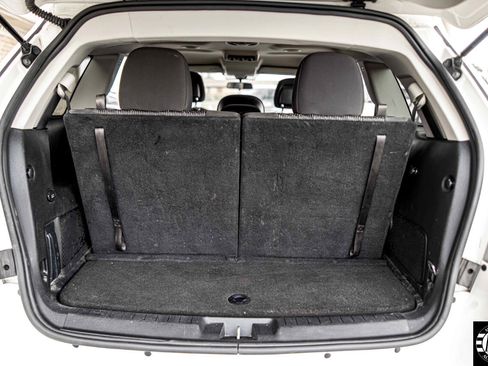 Used 2012 Dodge Journey SXT w/ Sound Group image 17