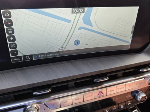 Used 2024 Kia Telluride SX image 27