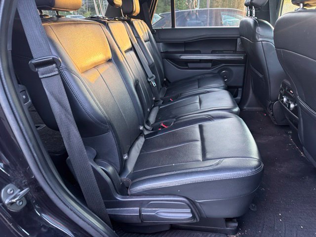 Used 2019 Ford Expedition XLT w/ Equipment Group 202A RWD image 21