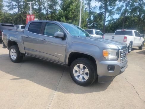 Used 2018 GMC Canyon SLE w/ SLE Convenience Package RWD image 9