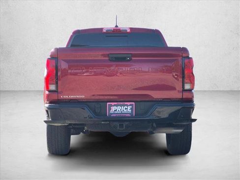 Used 2024 Chevrolet Colorado Z71 w/ Z71 Convenience Package 2 AWD/4WD image 7