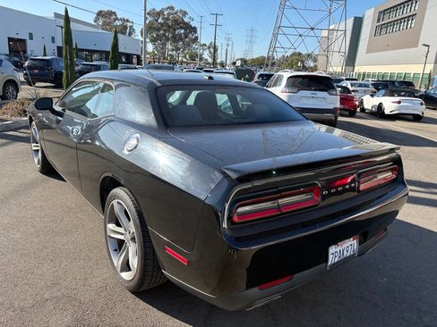 Used 2015 Dodge Challenger SXT w/ Super Sport Group (SS/T) RWD image 9