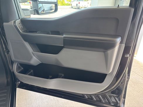 Used 2023 Ford F250 XLT image 28