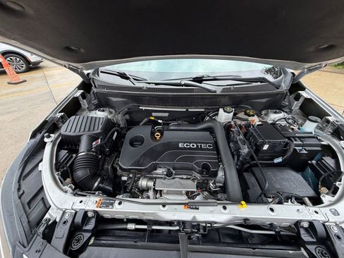 Used 2021 Chevrolet Equinox Premier image 35