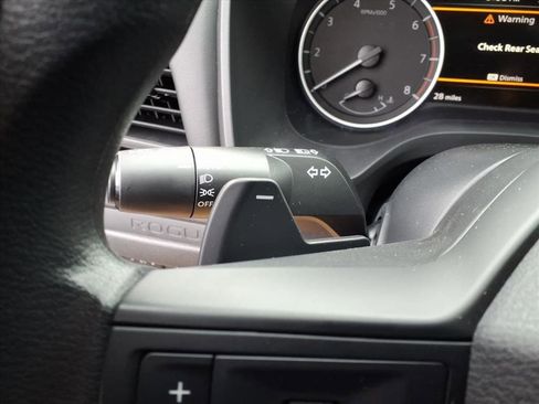 New 2026 Nissan Rogue S image 19