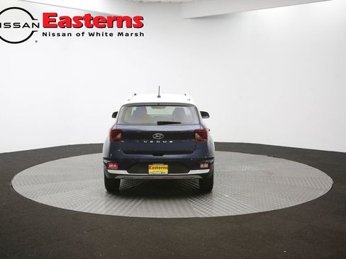 Used 2023 Hyundai Venue Limited image 56