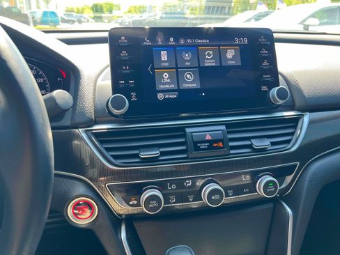 Used 2022 Honda Accord Sport image 15