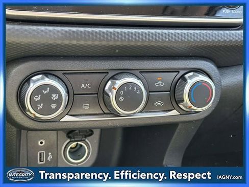 Certified 2021 Nissan Kicks S FWD image 22