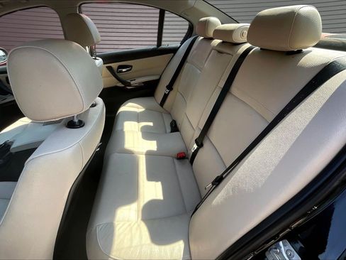Used 2011 BMW 328i Sedan RWD image 21